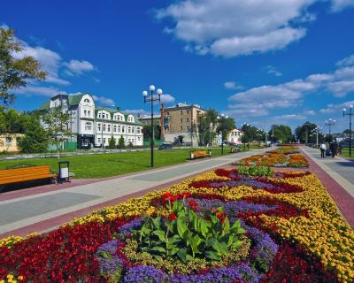 Начальник департамента строительства и архитектуры  администрации Белгорода Александр ГРИНЯКИН: Стараемся делать так,  чтобы Белгород  становился всё уютнее 